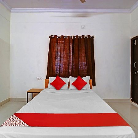 Hotel O Svr Silver Key Lingampalli Екстер'єр фото