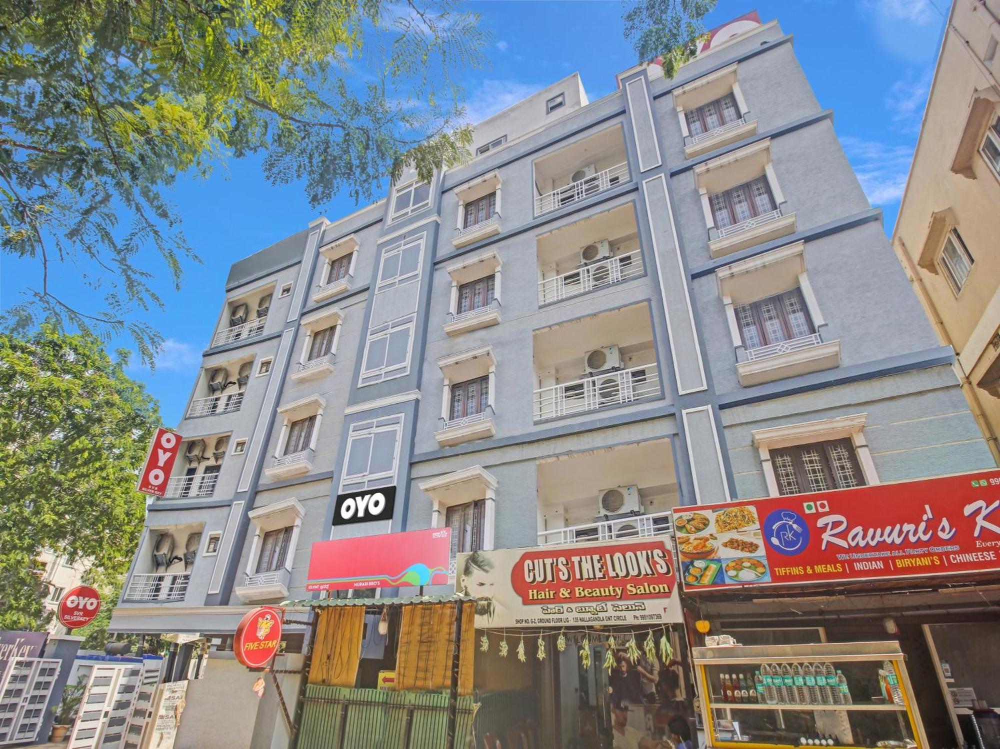 Hotel O Svr Silver Key Lingampalli Екстер'єр фото